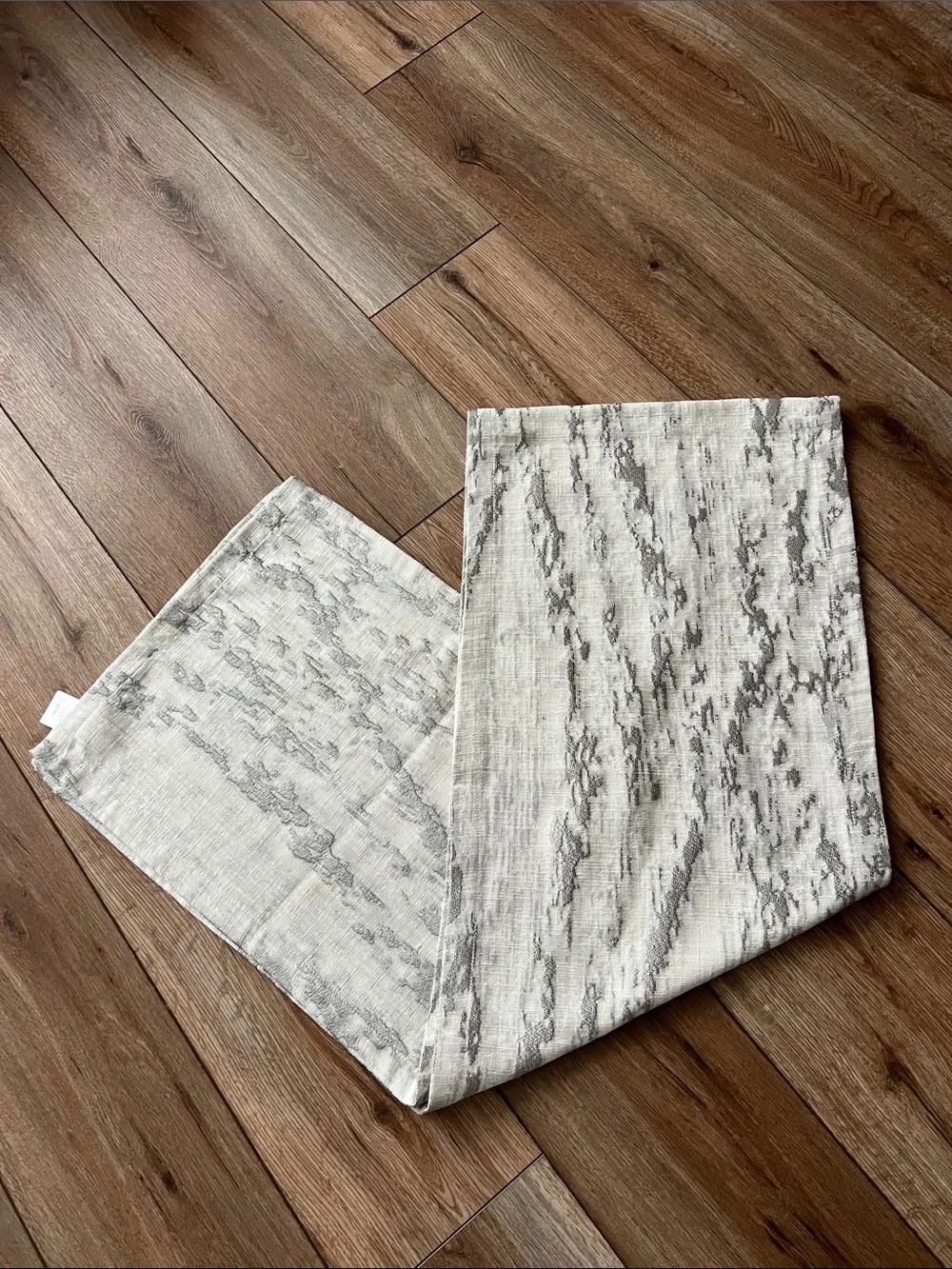 West Elm Bark Textured Jacquard Table Runner Silver / White 90” W x 14” L